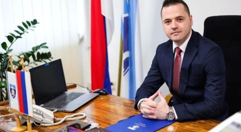 Вукадиновић: Јачајмо српско јединство и цијенимо великом муком стечену слободу
