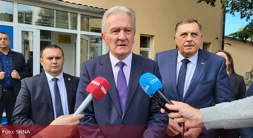 Гаговић упознао Додика са успјешно реализованим пројектима