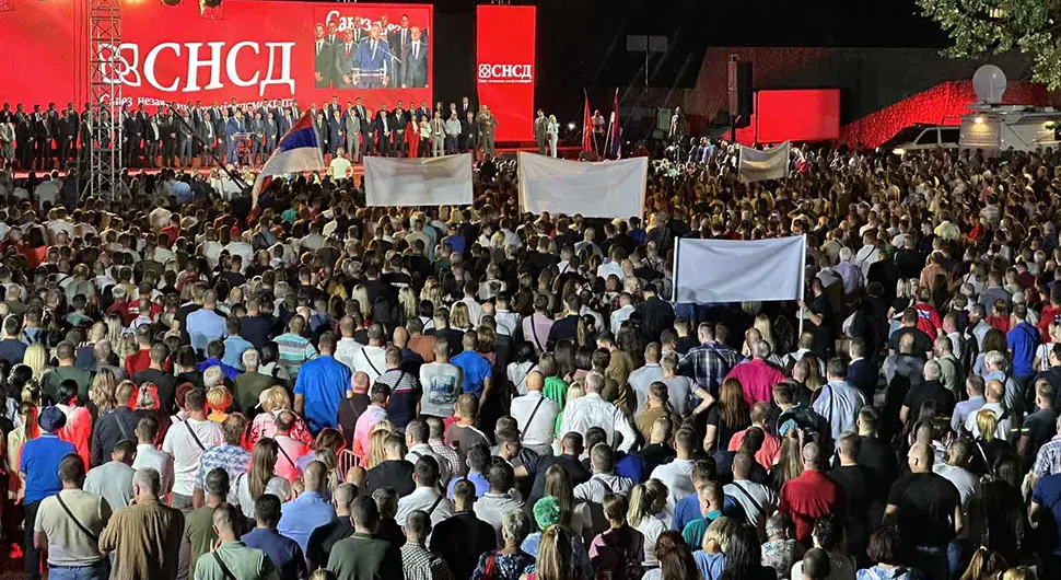 На побједничкој Конвенцији СНСД-а 25.000 људи - Побиједиће СНСД, побиједиће Српска!