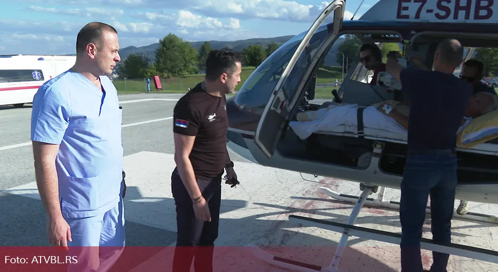 Медицински транспорт хеликоптером из Требиња у Бањалуку: Шобот дочекао пацијента и посаду