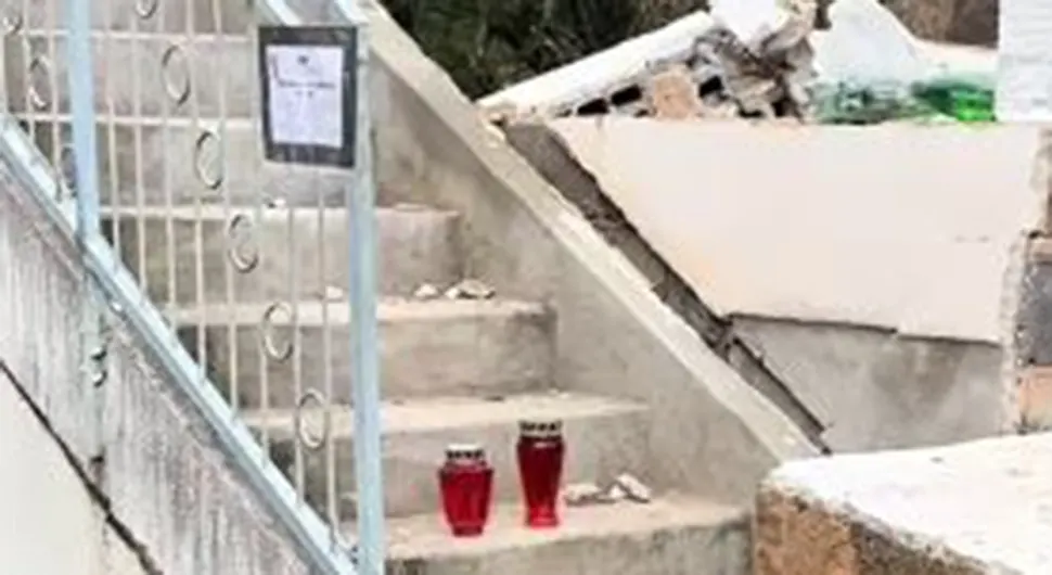 Призор који слама срца: Од породичног дома остале само степенице и смртовница