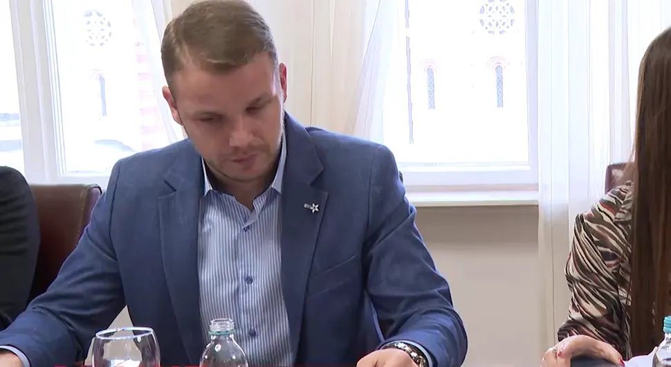 Одговорност је на Станивуковићу и странкама које су га подржале