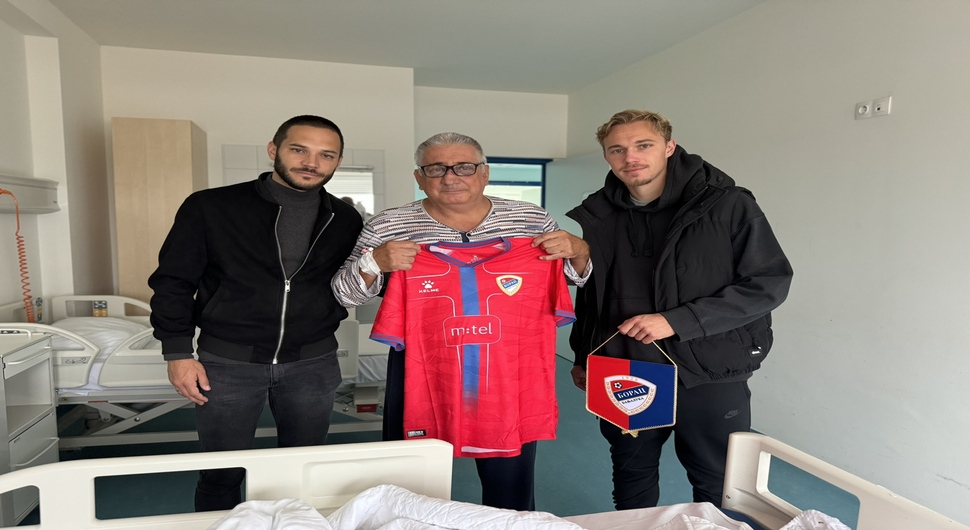 Субић и Огринец посјетили повријеђеног навијача Борца