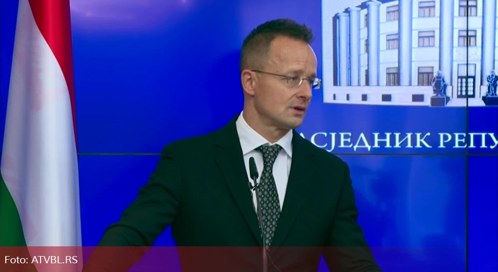 67000103ef565 sijarto bl