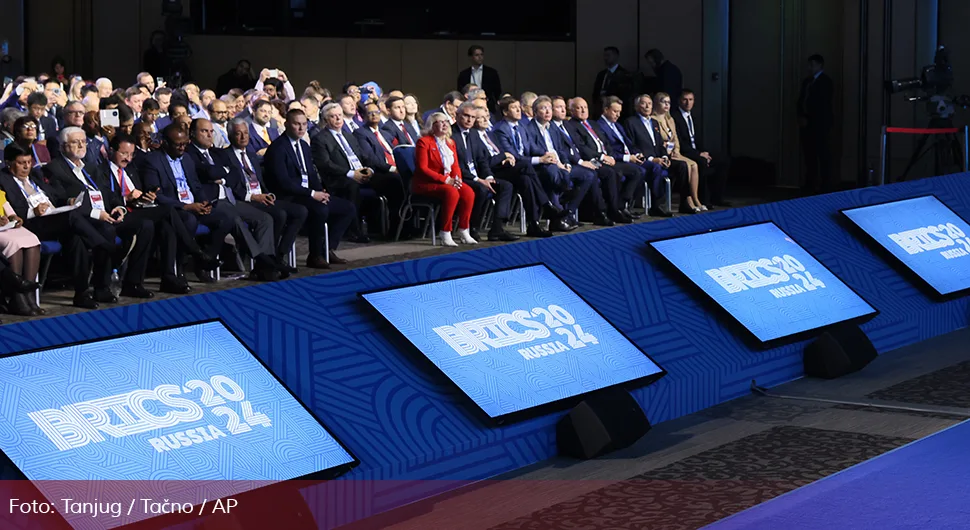 ''Самит блока БРИКС одређује будући ток историје''