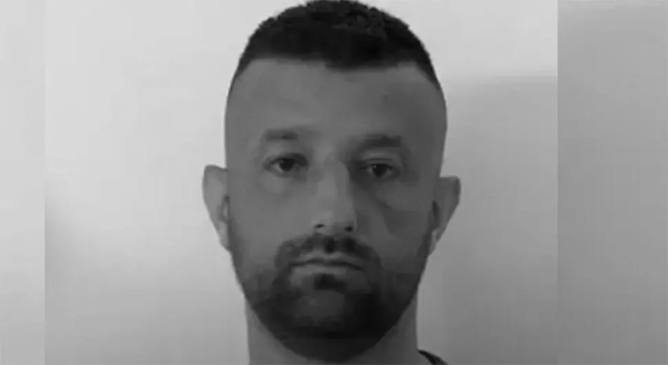 Туга: Преминуо Никола којем је мајка донирала бубрег