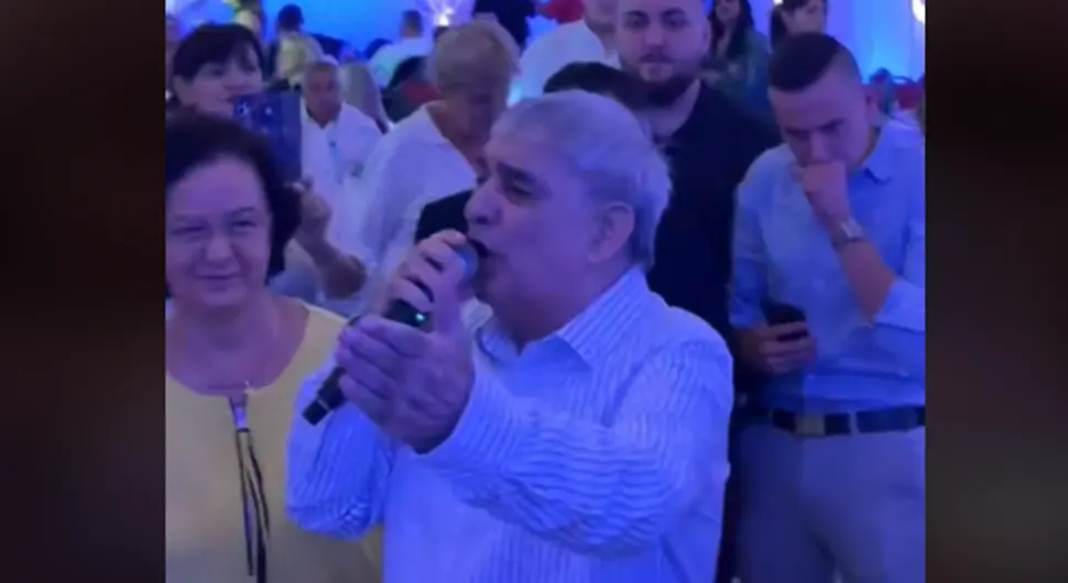 Љуба Аличић изазвао бурне реакције због узимања бакшиша