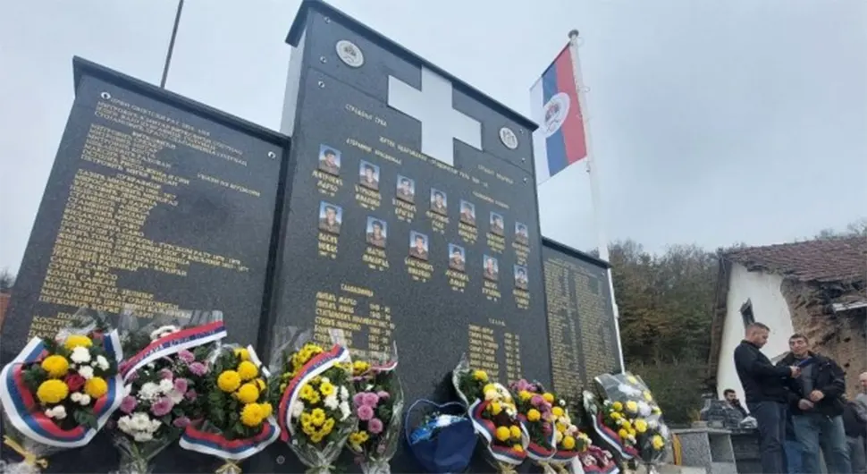 Освештано новоизграђено Спомен -обиљежје за 34 борца Српске