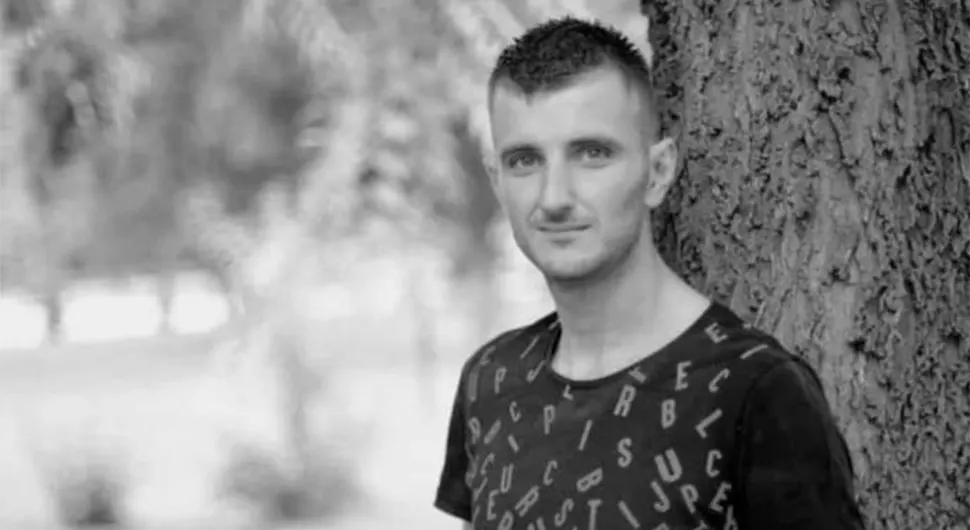 Пријатељ се потресном поруком опростио од Јована ког је прикљештио комби