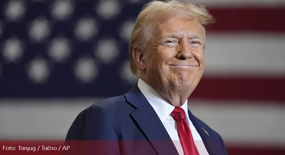 Трамп побиједио у свих седам колебљивих савезних држава