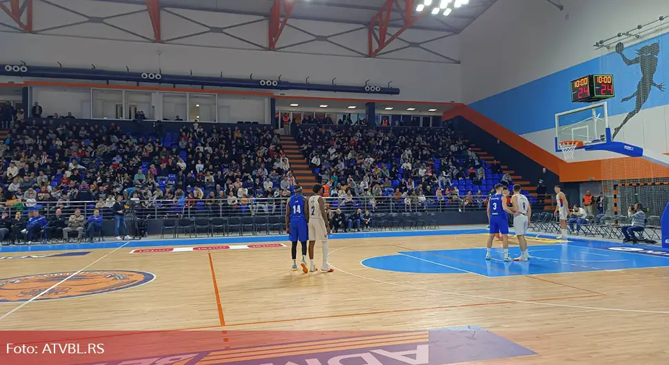 Игокеа пред пуним трибинама Арене у Градишци савладала Цибону