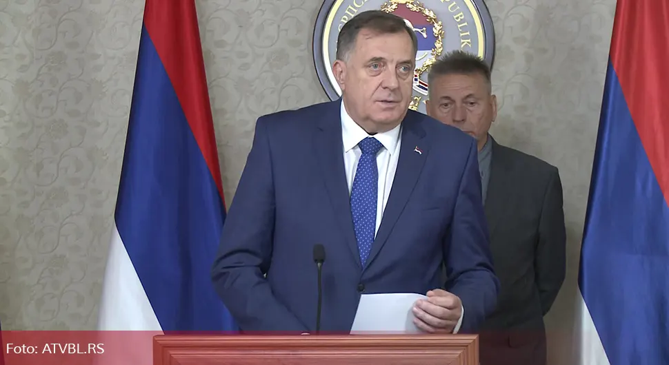 ''Шмитов закон'' не односи се на предсједника Српске