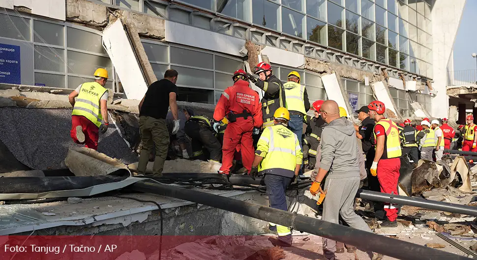 Предложен притвор за 13 ухапшених због трагедије у Новом Саду