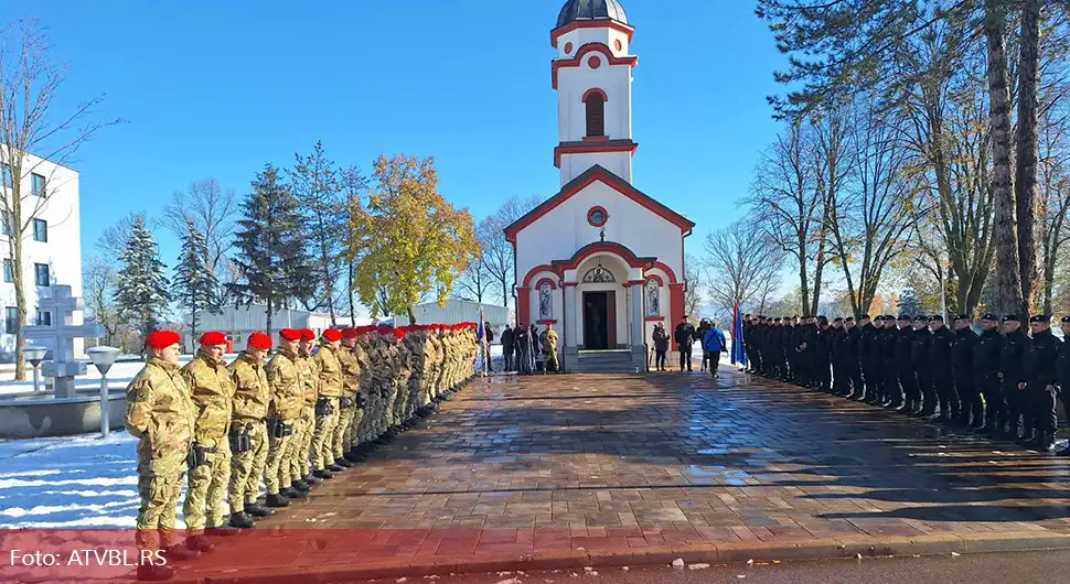Служен парастос за 782 погинула припадника МУП-а