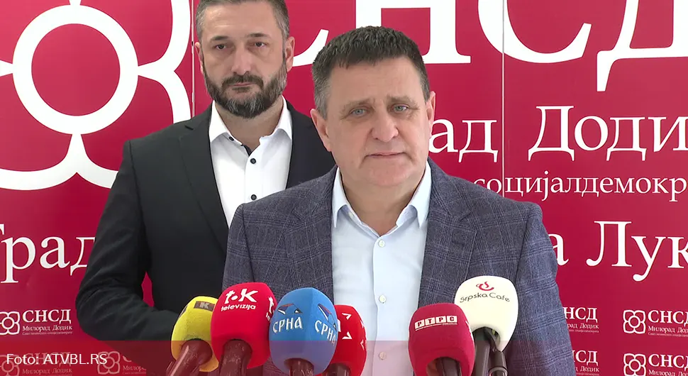 Ђајић и Нинковић поручили: Свјетла угашена да се прикрије криминал градоначелника