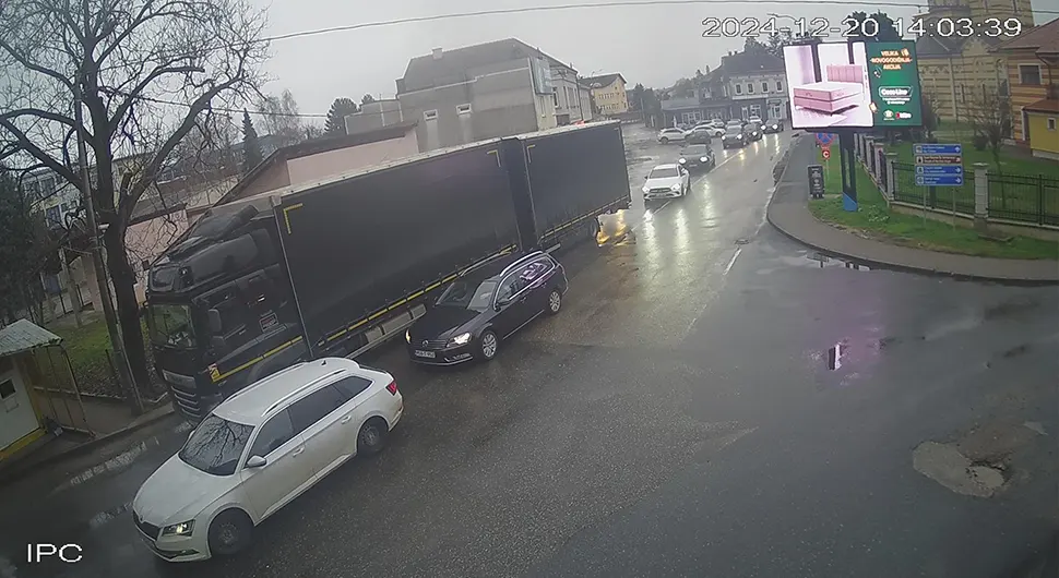 Појачана фреквенција саобраћаја на прелазима са Хрватском