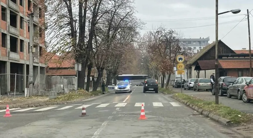 Ударен пјешак у Бијељини: Улица блокирана