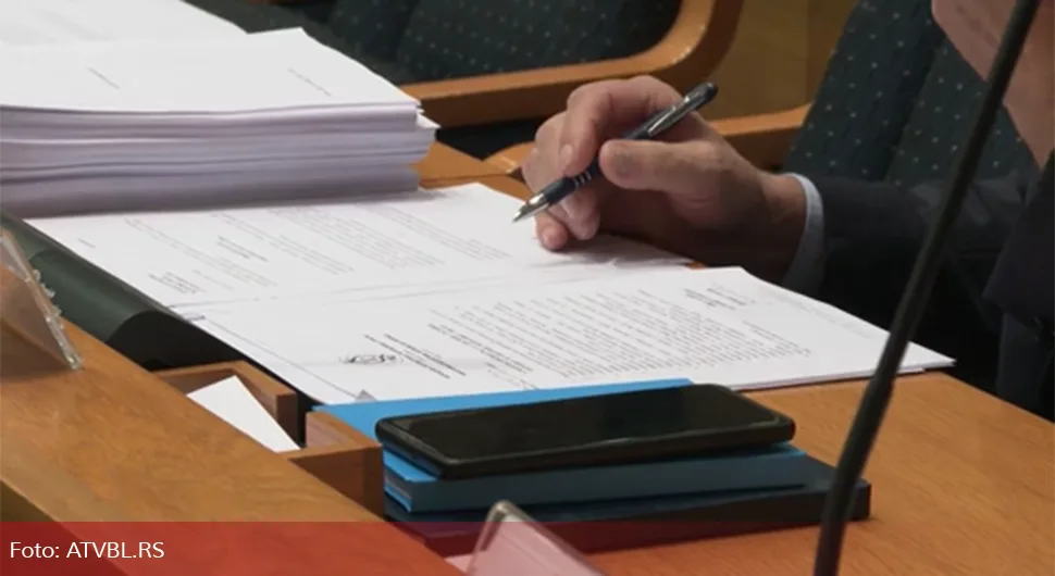 ''Обраћањем Станивуковића и Петровића на сједници био би прекршен Пословник''