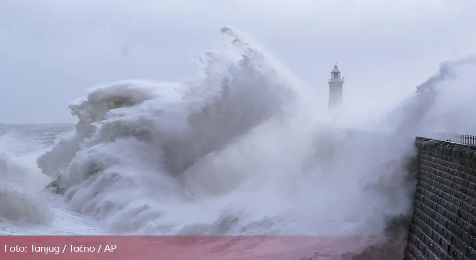 Британија издала упозорење