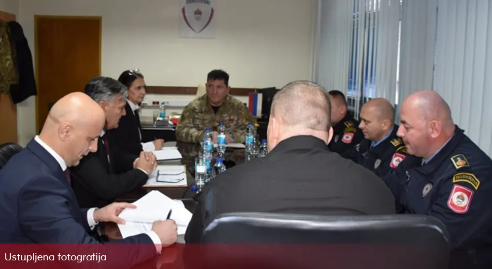 Каран и Кострешевић посјетили ПУ Бањалука: Ко год покуша да угрози безбједност грађана биће санкционисан