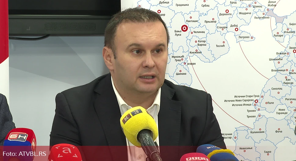 Ћосић: Скупштина града ускоро о срамној и политички мотивисаној пресуди Додику