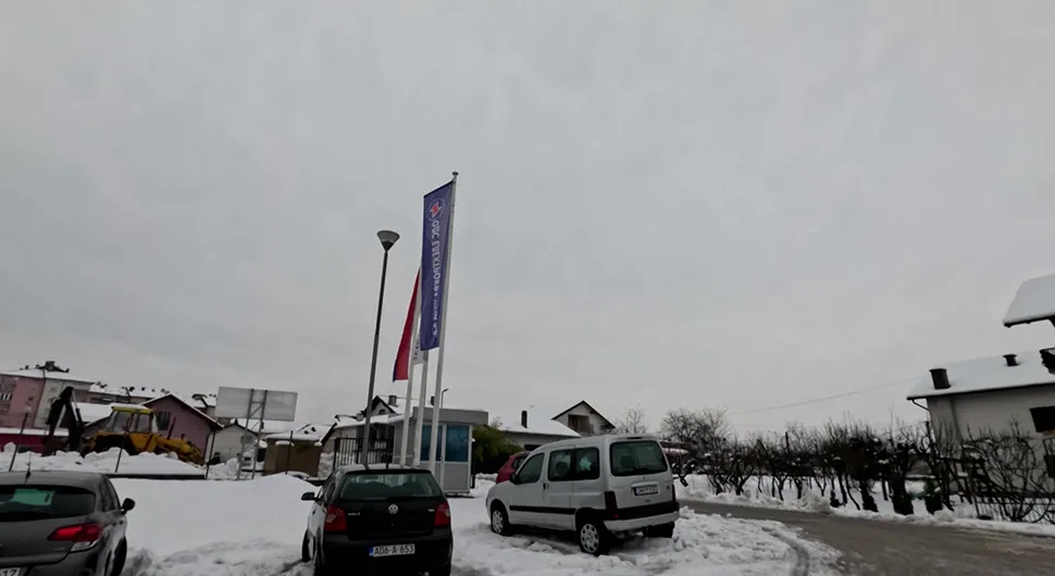 Прњавор: Након три дана струја у већини села, воде нема