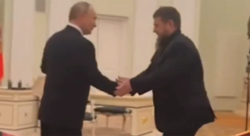 Путин одликовао Кадирова