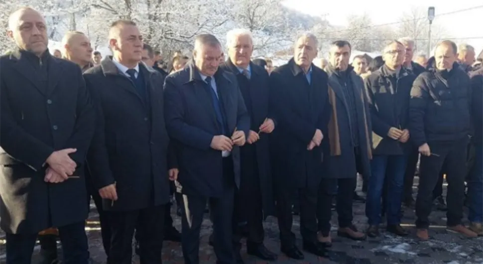 Обиљежавање 32 године од великог српског страдања у Кравици