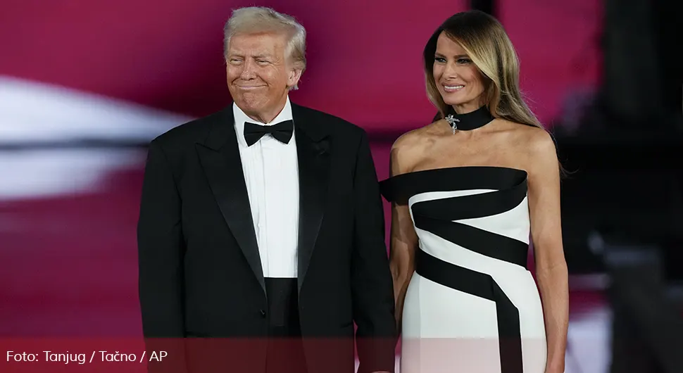 Меланија Трамп одговорила на оптужбе да је са Трампом због пара