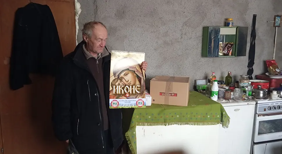 Српским повратницима стижу божићни пакети: Нисте сами