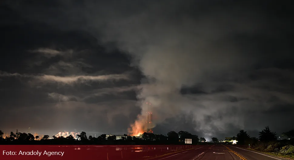Велики пожар у електрани, наређена евакуација