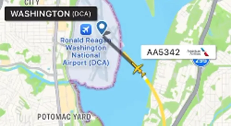 Шта је FlightRadar снимио о кобном лету за Вашингтон: Дијелови пали у ледену ријеку