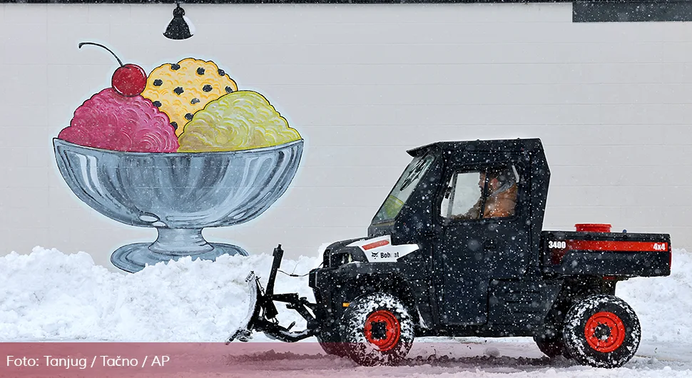 Југ Америке на удару рекордне сњежне олује