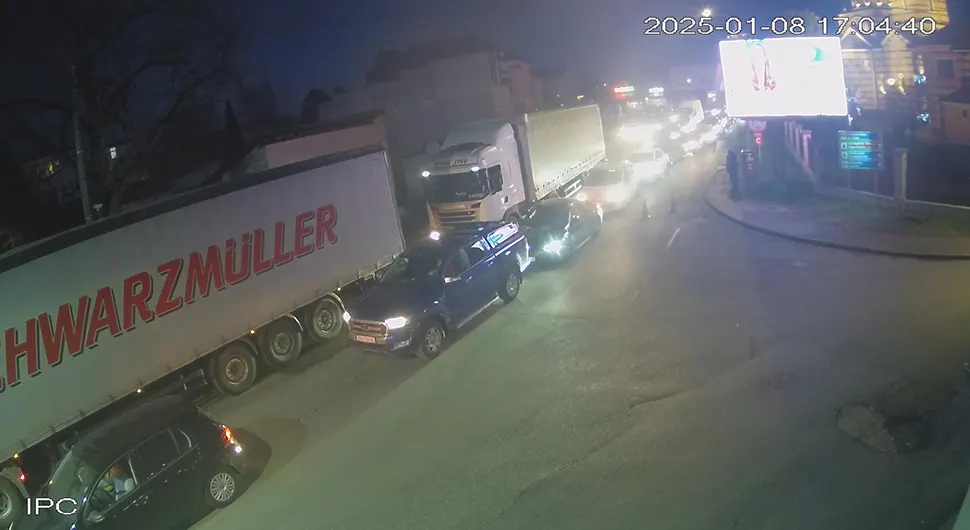 Гужве у Градишци на излазу