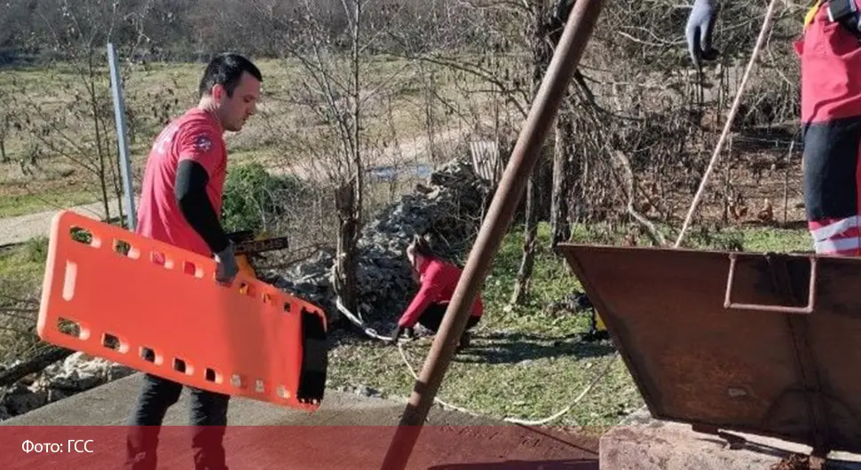Љубушки: Припадници ГСС-а извукли тијело из бунара