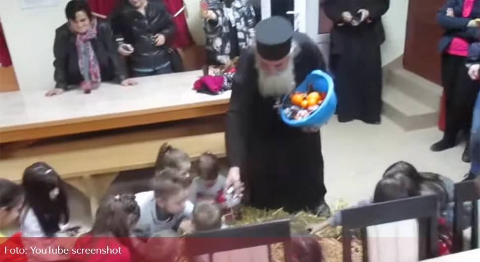 Шта симболизује пијукање