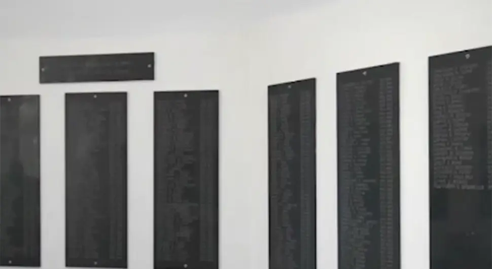 Помињати сваки дан борце који су створили Српску