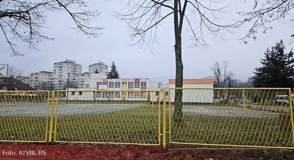 Дојаве о бомбама и у школама широм Српске