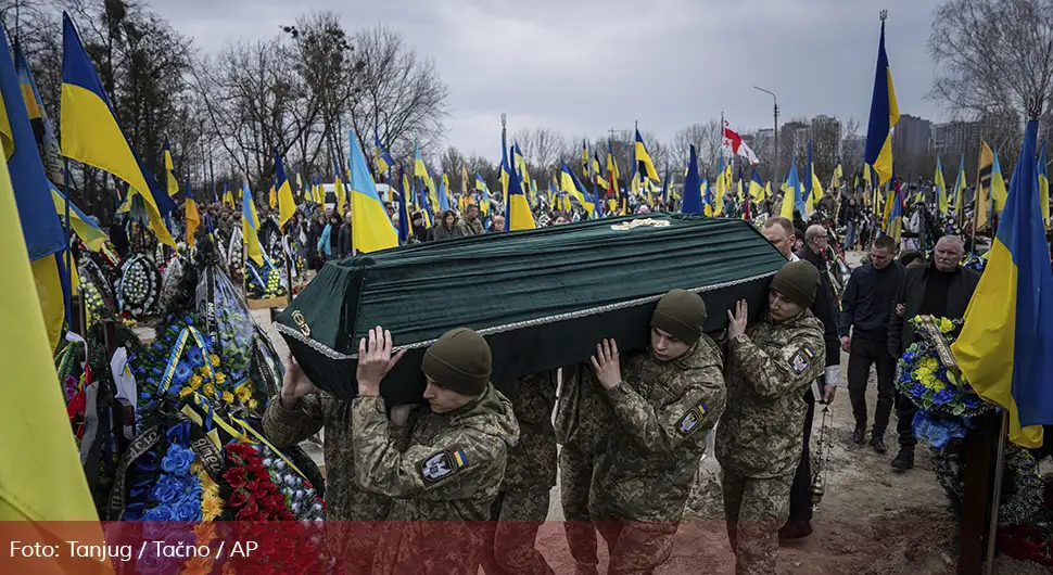 Ни године више нису ''проблем'': Зеленски потписао закон, ''сви'' могу на фронт