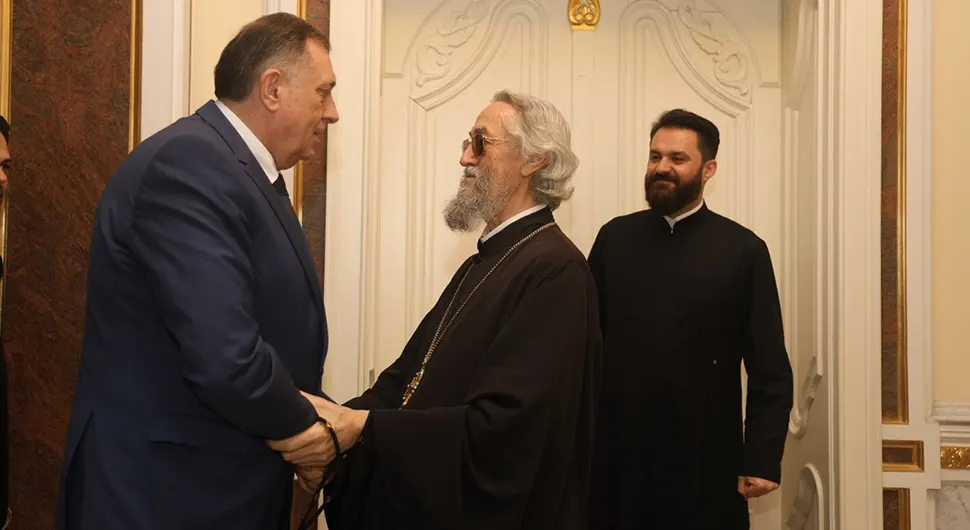Додик и владика Јефрем: Мир нема цијену, али је истина најјача