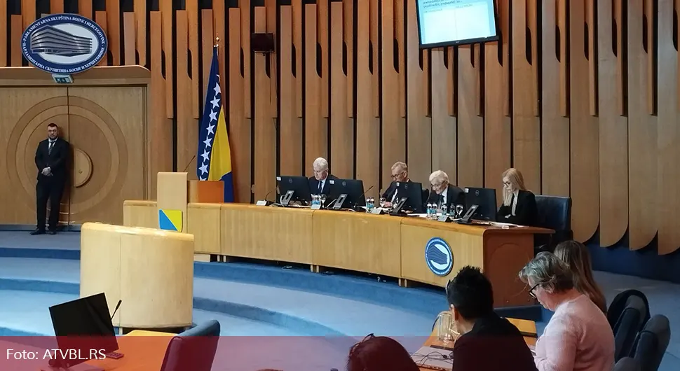 Прихваћено да се о Изборном закону расправља у хитној процедури