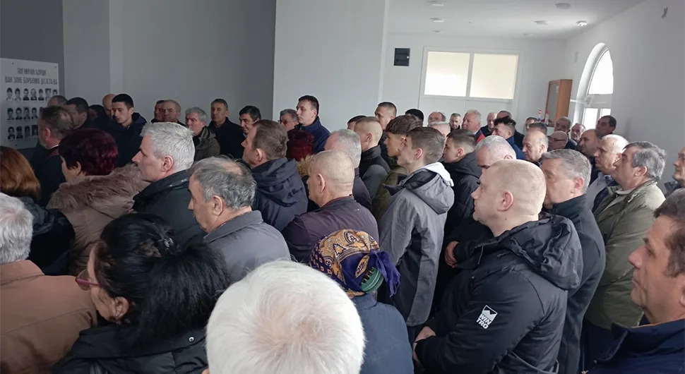 Служен помен за погинуле борце из Кнежева