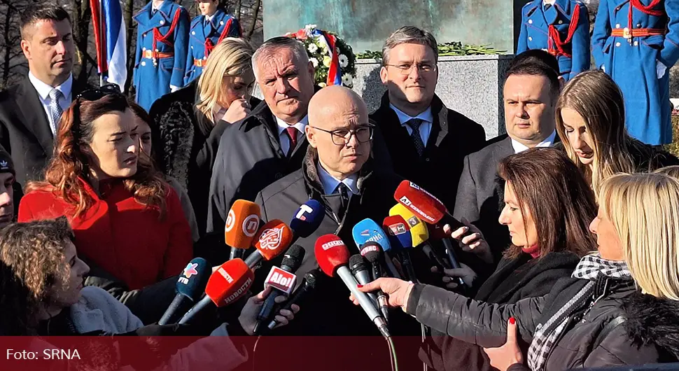 Вучевић: Судска пресуда не смије замијенити одлуку грађана, Србија ће бити уз Српску