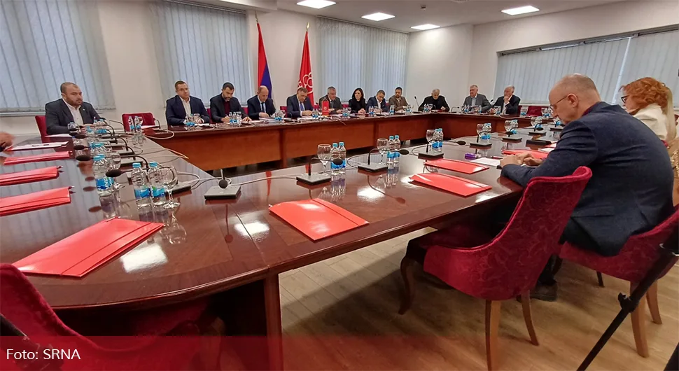 Почела сједница Извршног комитета СНСД-а