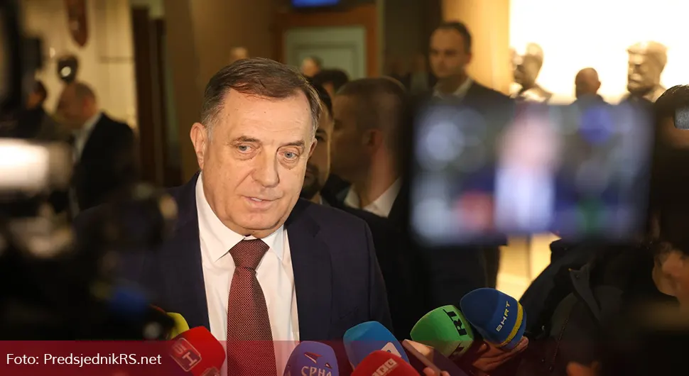 Матвијенко и Калабухов честитали рођендан Додику