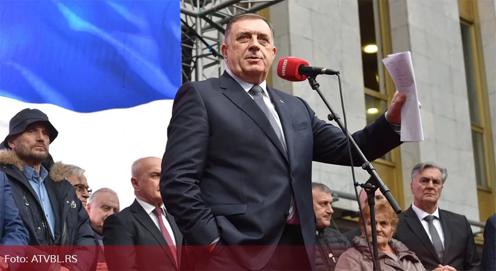 ''Предсједника Српске је бирао народ, не може га смјењивати никакав странац, ни неки ПИК, а ни опозиција''