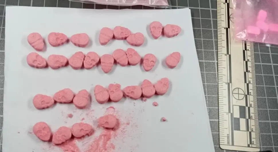 У Добоју одузете таблете екстазија у облику мртвачке главе!