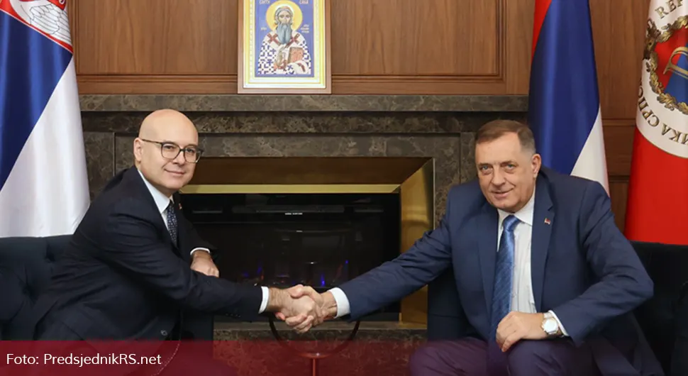 Вучевић захвалио Додику : Вјерујем да ћемо се многим победама заједно радовати