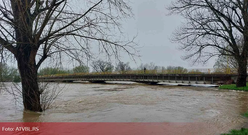 Минић: Ситуација на појединим водостајима озбиљна, али не алармантна