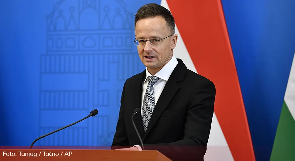 Сијарто: ЕУ покушава да саботира значај састанка Путина и Трампа